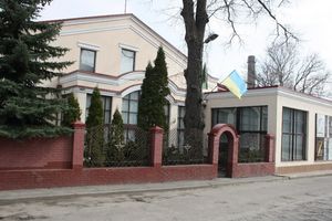 Продается отель, гостиница 980 кв. м в 2-этажном здании