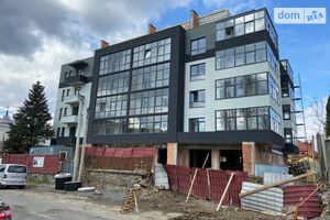 Продается 1-комнатная квартира 43.5 кв. м в Ужгороде