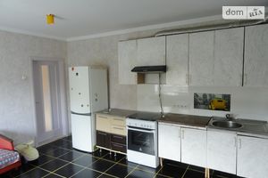 Сдается в оренду частина будинку 40 кв. м з балконом