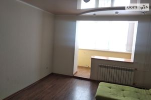 Продается 3-комнатная квартира 68 кв. м в Черкассах