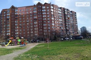 Продается 2-комнатная квартира 61.3 кв. м в Киеве