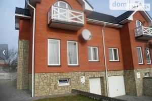 Сдается в аренду дом на 2 этажа 140 кв. м с садом