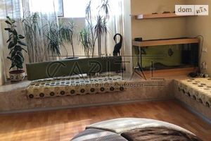 Сдается в аренду 5-комнатная квартира 295 кв. м в Киеве