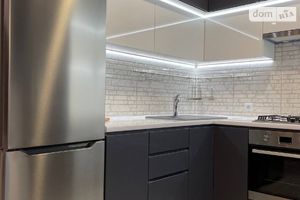 Сдается в аренду 2-комнатная квартира 61 кв. м в Виннице