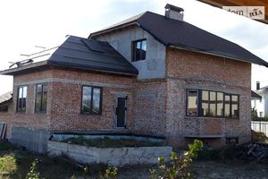 Продается дом на 2 этажа 290 кв. м с камином
