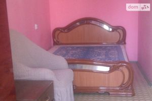 Сдается в аренду 1-комнатная квартира 38 кв. м в Черновцах