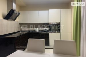 Продается 3-комнатная квартира 118 кв. м в Киеве