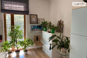Продается 3-комнатная квартира 129 кв. м в Днепре