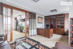 Сдается в аренду 4-комнатная квартира 180 кв. м в Киеве
