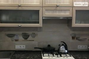 Продается 2-комнатная квартира 75 кв. м в Тернополе