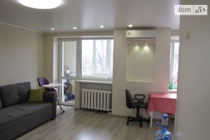 Продается 1-комнатная квартира 30.3 кв. м в Запорожье