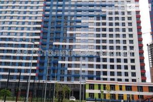 Продается 2-комнатная квартира 70 кв. м в Киеве