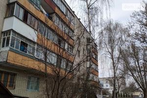 Продається 1-кімнатна квартира 25 кв. м у Чернігові