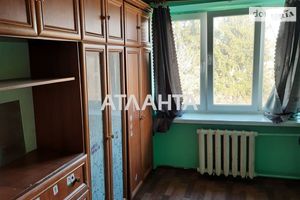 Продається кімната 32 кв. м у Львові
