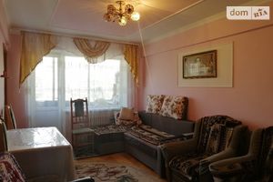 Продается 3-комнатная квартира 48 кв. м в Тернополе