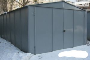 Продается отдельно стоящий гараж под легковое авто на 15 кв. м