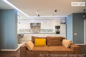 Сдается в аренду 3-комнатная квартира 98 кв. м в Киеве