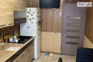 Продается 3-комнатная квартира 66 кв. м в Днепре