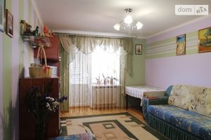 Продається 3-кімнатна квартира 80 кв. м у Тернополі