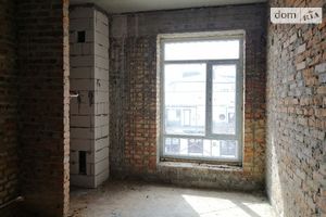 Продается 2-комнатная квартира 70.6 кв. м в Ровно