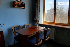 Продается 4-комнатная квартира 94.2 кв. м в Киеве