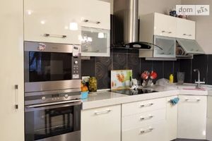 Продається 3-кімнатна квартира 125 кв. м у Дніпрі