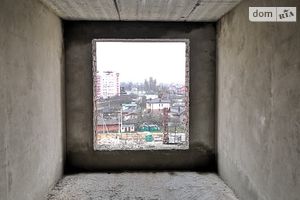 Продается 2-комнатная квартира 61 кв. м в Ивано-Франковске