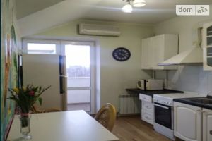 Продается 2-комнатная квартира 60 кв. м в Киево-Святошинске