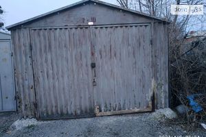 Продается бокс в гаражном комплексе под легковое авто на 19.2 кв. м