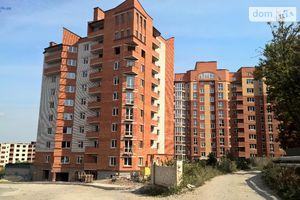 Продається 2-кімнатна квартира 60 кв. м у Тернополі