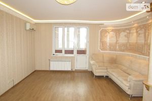 Продається 3-кімнатна квартира 99.5 кв. м у Києві