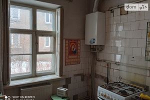 Продается 3-комнатная квартира 65 кв. м в Стаханове