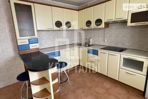 Сдается в аренду 3-комнатная квартира 82 кв. м в Киеве