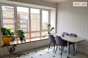 Продается 3-комнатная квартира 76 кв. м в Хмельницком