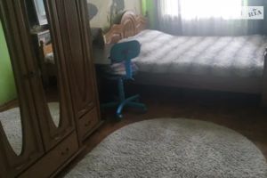 Продается 3-комнатная квартира 70 кв. м в Черновцах