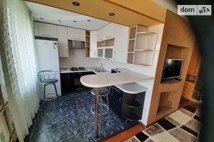 Продається 1-кімнатна квартира 55 кв. м у Сєвєродонецьку