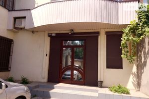 Сдается в аренду офис 121 кв. м в бизнес-центре