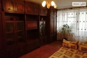 Продається 2-кімнатна квартира 46 кв. м у Рівному