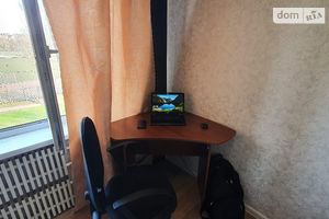 Продается 2-комнатная квартира 21 кв. м в Мариуполе