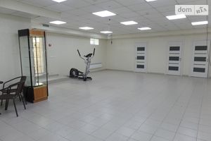 Продается офис 145 кв. м в нежилом помещении в жилом доме