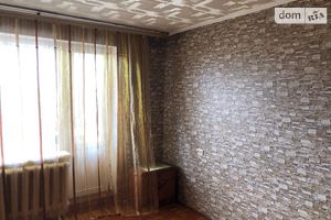 Продається 3-кімнатна квартира 65 кв. м у Львові