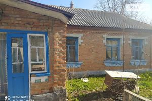 Продається одноповерховий будинок 80 кв. м з садом