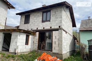 Продается дом на 2 этажа 110 кв. м с верандой