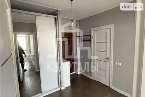 Сдается в аренду 1-комнатная квартира 41 кв. м в Киеве