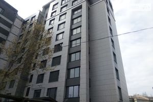 Продается 2-комнатная квартира 68 кв. м в Херсоне