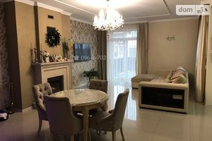 Сдается в аренду дом на 2 этажа 215 кв. м с верандой