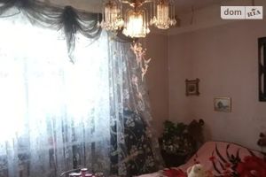 Продается 3-комнатная квартира 73 кв. м в Днепре